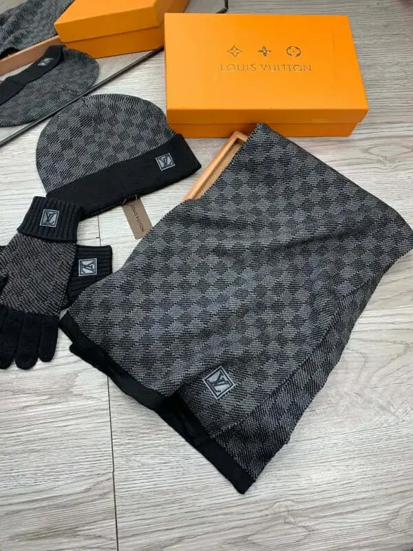 louis vuitton lv hat and echapres and glove set s_12555321